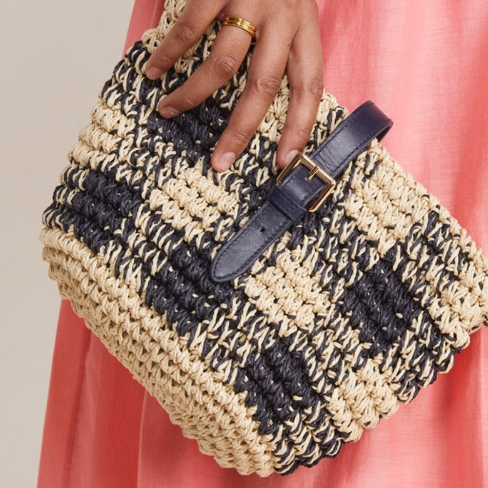 Vineyard Vines NWT Navy Gingham Crochet Straw Crossbody Clutch